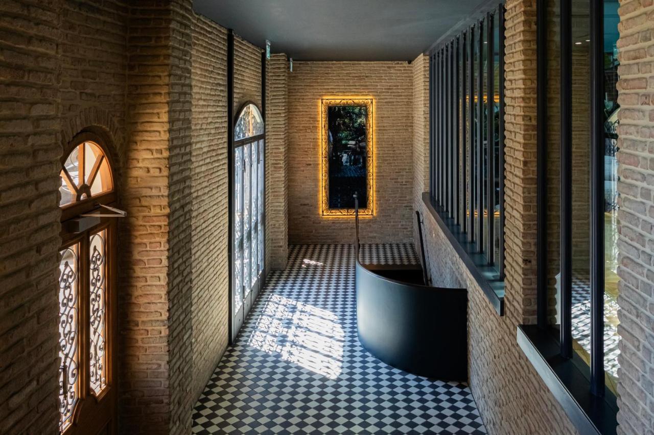 Puris Moedani Boutique Hotel Tbilisi ภายนอก รูปภาพ