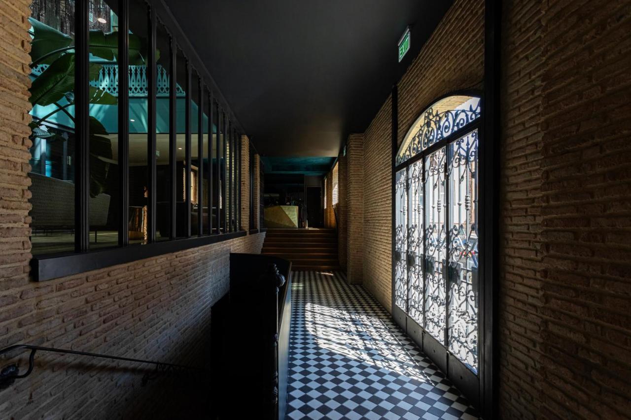 Puris Moedani Boutique Hotel Tbilisi ภายนอก รูปภาพ